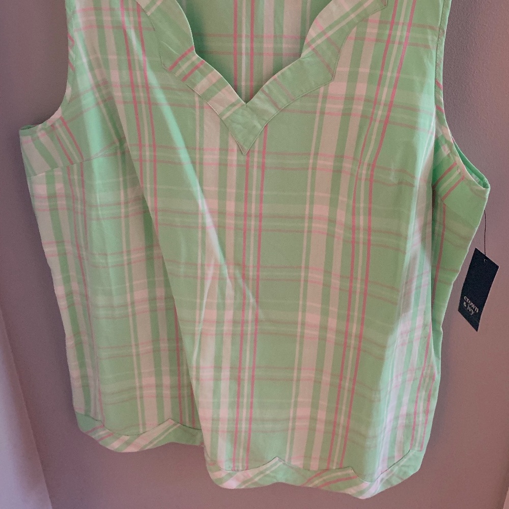 Printed Scalloped top